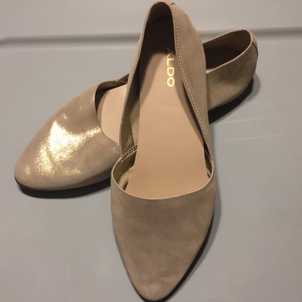 ALDO Gold Flats Sz 7